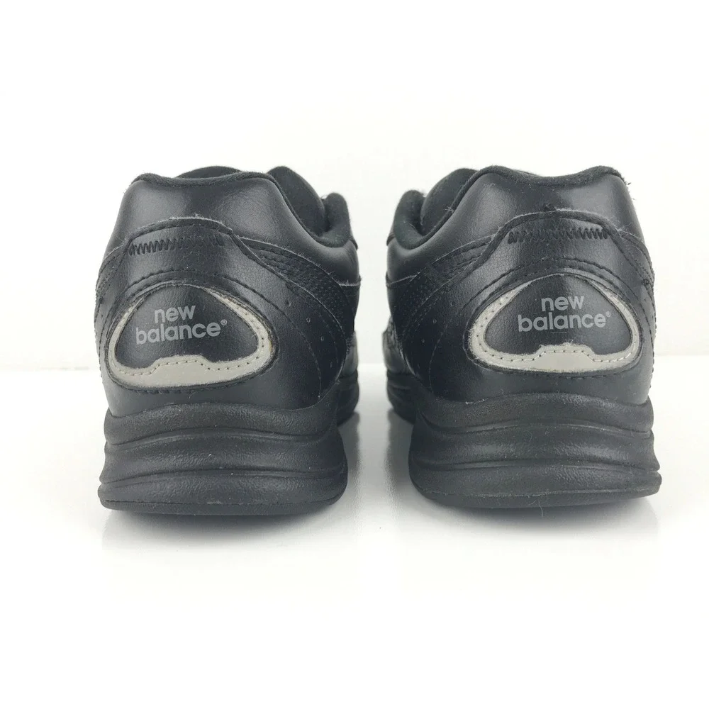New Balance model 577